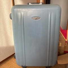 スーツケースの画像