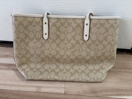 【配送可能】コーチ　COACH トートバッグ　ショルダーバッグ　肩掛け　手提げ　ベージュ