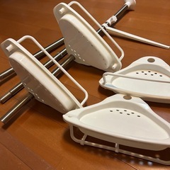 浴室突っ張り棒ラックの画像