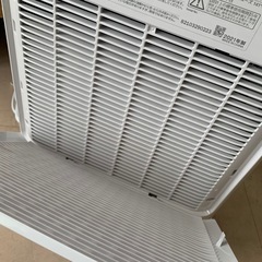 美原店 IRISOHYAMA アイリスオーヤマ サーキュレーター 衣類乾燥 除湿機 KIJDC-K80-N 2021年製 ホワイト　説明書付きの画像