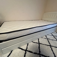 セミシングルベッドの画像