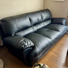 【市原市】ニトリ ソファ 黒　レザー調の画像
