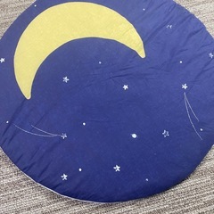円形　敷布団の画像