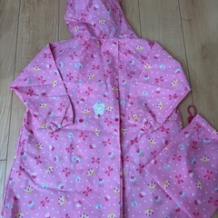 サンリオ　Hello Kitty ピンク レインコート 110cmの画像
