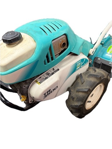 お話中　クボタ耕運機