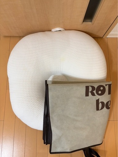 ロトトクッション　ROTOTO bebe