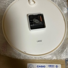 CASIO   壁掛け時計　白　ホワイトの画像