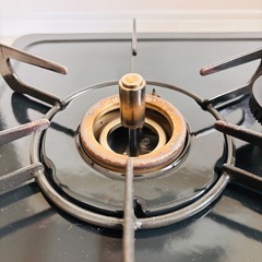 グリルなしガスコンロ  リンナイ  [2口 /右強火 /プロパンガス] ブラックトーン RT64-2H6S-R_LP  使用期間約半年の画像