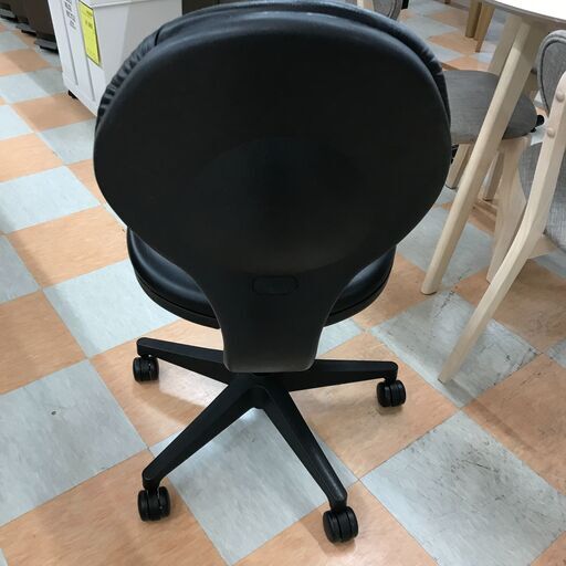 ＼家具＊家電のお店／【ｼﾞｬﾝｸﾞﾙｼﾞｬﾝｸﾞﾙ石川金沢店】オフィスチェア 合皮/BK    W(幅)46.0cm×D(奥行き)53cm×H(高さ)82.5～93.5cm
