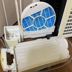 シャープ　空気清浄機　KC-500Y4-W
の画像