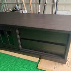 テレビボードの画像