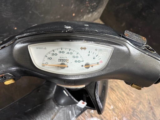 ★支払総額3.3万円★定休日なし！いつでも現車確認可能です！ ホンダ ライブディオ 黒 AF35 人気のライブディオ！ ２ストのためオイル注ぎ足すだけ！ バッテリー新品！ カスタムベースに♪