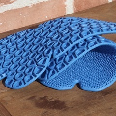 自転車トライアルに　JITSIEニーガード新品　グローブ＆ヘルメットセット　の画像