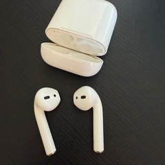 AirPods本体 ホワイト 充電ケース付きの画像