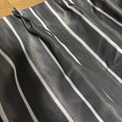 ニトリ　遮光カーテン　ブラック　ストライプ　75cm×115cm丈　2枚の画像