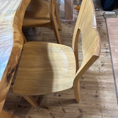 ダイニングテーブル　椅子4客の画像