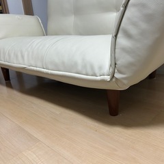 肘掛け　ソファベッドホワイトの画像