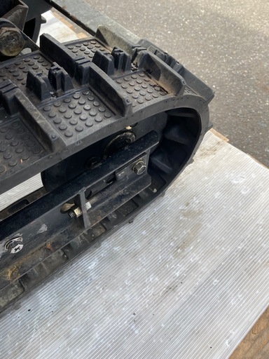 除雪機 ヤンマー  YSR80HE セル付 ジャンク品 部分取り 除雪機 ヤンマー YSR80HE セル付 ジャンク品 部分取り