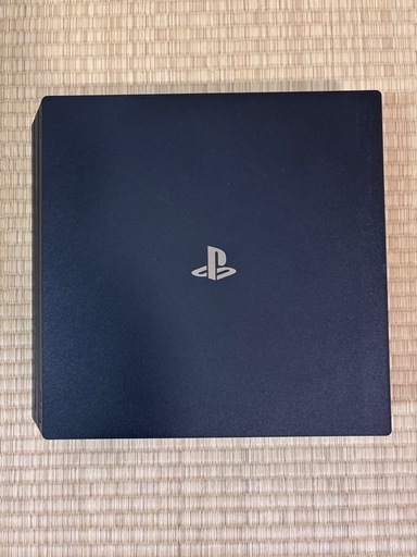 ＰＳ４ｐｒｏ　箱付き　ソフトサービス‼️
