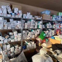 差し上げます。ミシンの糸　大量に有ります。
の画像