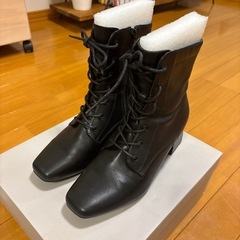 編み上げブーツ
の画像