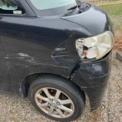 タント　事故車の画像