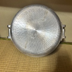 アルミ両手鍋 フタ付きの画像