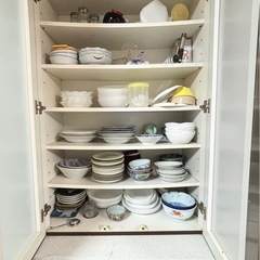 食器棚の画像