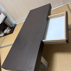 センターテーブルの画像