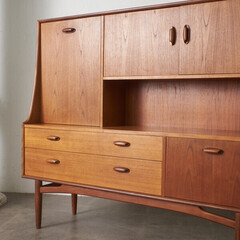 【発送の場合は即購入不可】 G-PLAN Brasilia カップボード サイドボード 飾棚 食器棚 キャビネット ハイボード チーク 英国 イギリス ジープラン ブラジリア 93219の画像