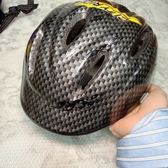 子ども　ヘルメット　赤色はおまけ！の画像