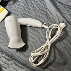 オーム電機ホワイト ハンドヘルド ヘアドライヤー HB HDK 12の画像