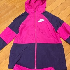 NIKIのウィンドブレーカー上下の画像