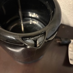 【汚れあり】山善電気ポット1Lの画像