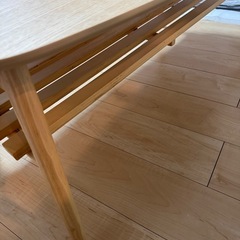 折れ脚センターテーブル の画像