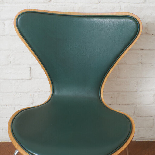 【発送の場合は即購入不可】 正規品 Fritz Hansen セブンチェア 3107 名作 椅子 フロントパディング 北欧 デンマーク