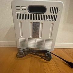 IRIS OHYAMA 電気ストーブ EHT-800W
の画像