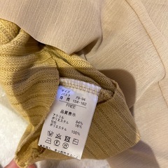 【新品】リボン付きフリルブラウスの画像