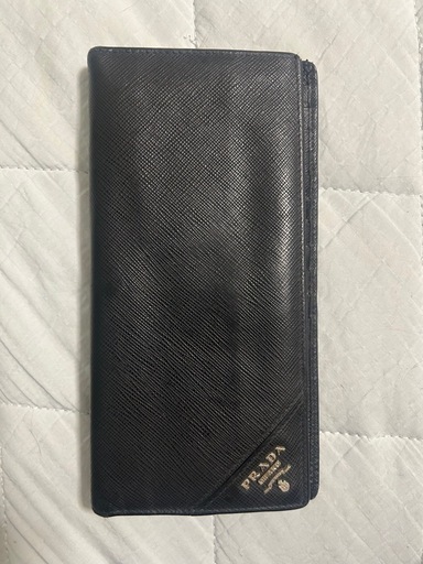 PRADA 長財布