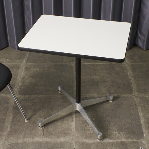 【発送の場合は即購入不可】 ハーマンミラー Herman Miller コントラクトベース テーブル イームズ コーヒーテーブル 白 ミーティングテーブル Eames 正規品 96029