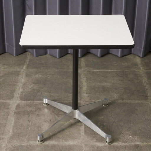 【発送の場合は即購入不可】 ハーマンミラー Herman Miller コントラクトベース テーブル イームズ コーヒーテーブル 白 