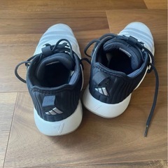 アディダス　バッシュ　レディース 23.5cmの画像