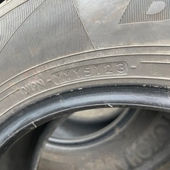195/65R15 ヨコハマ　ブルーアースES32 3本の画像