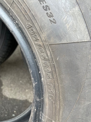 195/65R15 ヨコハマ　ブルーアースES32 3本