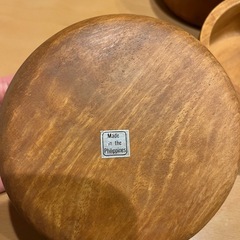 木のお皿の画像