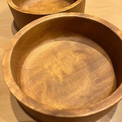 木のお皿の画像