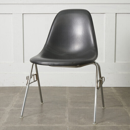 【発送の場合は即購入不可】 Herman Miller イームズ サイドシェルチェア ヴィンテージ スタッキングベース FRP Eames 椅子 ハーマンミラー ビンテージ 名作 96060