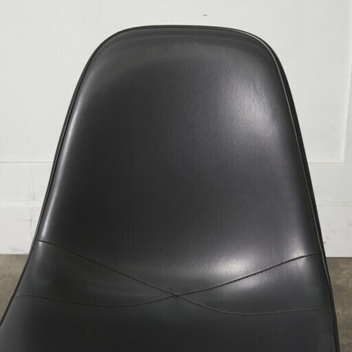 【発送の場合は即購入不可】 Herman Miller イームズ サイドシェルチェア ヴィンテージ スタッキングベース FRP Eames 椅子 ハーマンミラー ビンテージ 名作 96061