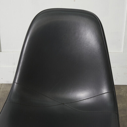 【発送の場合は即購入不可】 Herman Miller イームズ サイドシェルチェア ヴィンテージ スタッキングベース FRP Eam