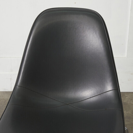【発送の場合は即購入不可】 Herman Miller イームズ サイドシェルチェア ヴィンテージ スタッキングベース FRP Eam